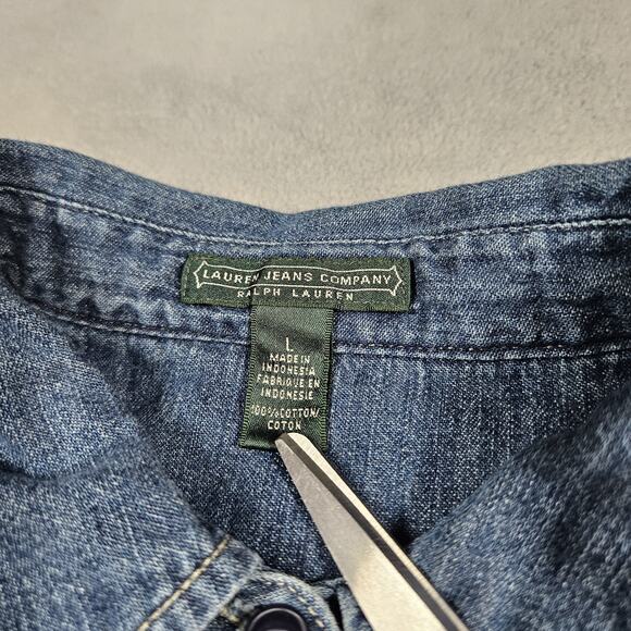 Lauren Jeans Co Shirt Women Large Denim Button Down Top Western Prairie Roll Tab - Picture 9 of 16